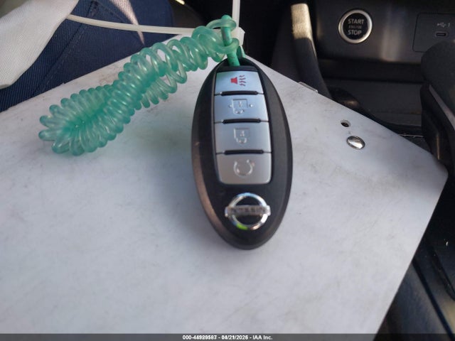 JN8AT3BA8MW004971 Nissan Rogue Sv Fwd