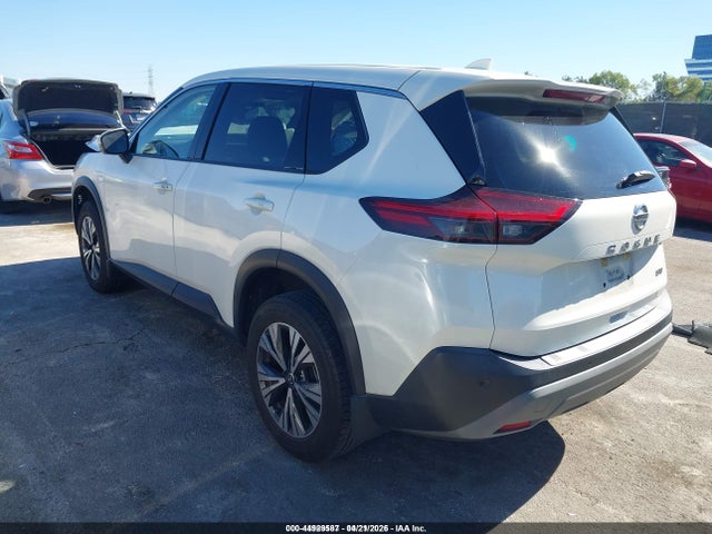 JN8AT3BA8MW004971 Nissan Rogue Sv Fwd