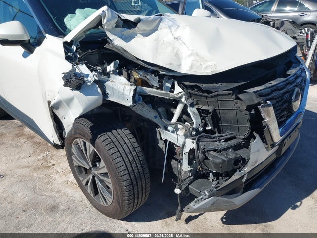 JN8AT3BA8MW004971 Nissan Rogue Sv Fwd