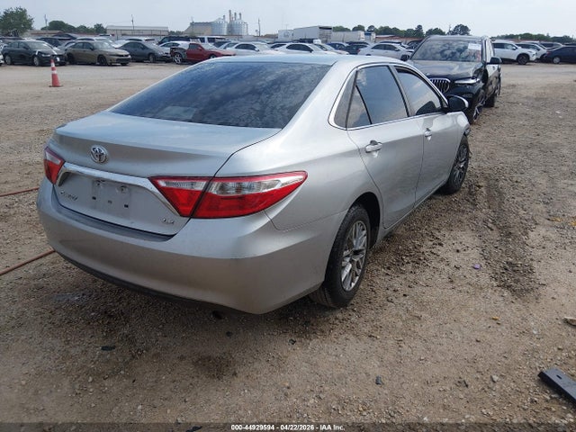 2016 Toyota Camry Le მანქანა იყიდება აუქციონზე, vin: 4T1BF1FK5GU240858, აუქციონის ნომერი: 44929594