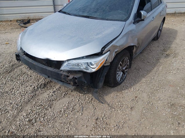 2016 Toyota Camry Le მანქანა იყიდება აუქციონზე, vin: 4T1BF1FK5GU240858, აუქციონის ნომერი: 44929594