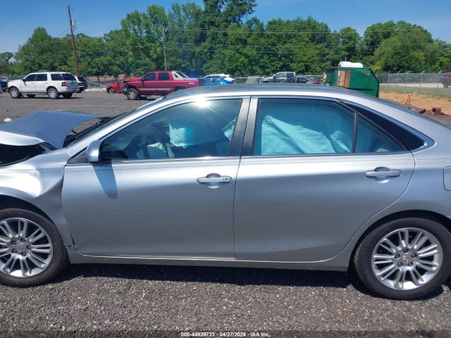 Продажа на аукционе авто 2015 Toyota Camry Le, vin: 4T1BF1FK1FU993673, номер лота: 44929723