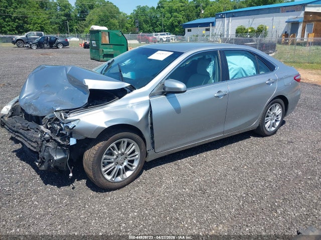 Продажа на аукционе авто 2015 Toyota Camry Le, vin: 4T1BF1FK1FU993673, номер лота: 44929723
