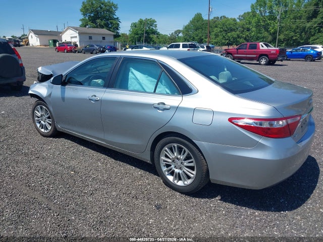 Продажа на аукционе авто 2015 Toyota Camry Le, vin: 4T1BF1FK1FU993673, номер лота: 44929723