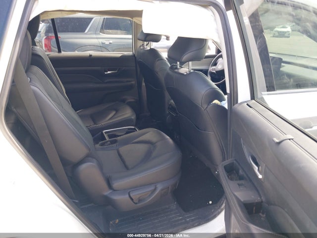 Toyota Grand Highlander Limited 2025 5TDAAAA53SS020261 Image 8