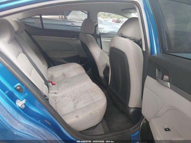 44929758 :رقم المزاد ، 5NPD74LF5HH174939 vin ، 2017 Hyundai Elantra Se مزاد بيع