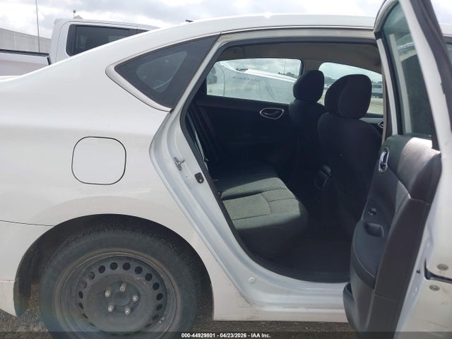 Продажа на аукционе авто 2015 Nissan Sentra S, vin: 3N1AB7APXFY298660, номер лота: 44929801