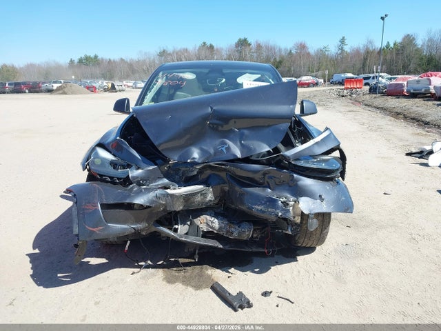 2024 Tesla Model Y Long Range Dual Motor All-wheel Drive მანქანა იყიდება აუქციონზე, vin: 7SAYGDEE7RA299673, აუქციონის ნომერი: 44929804