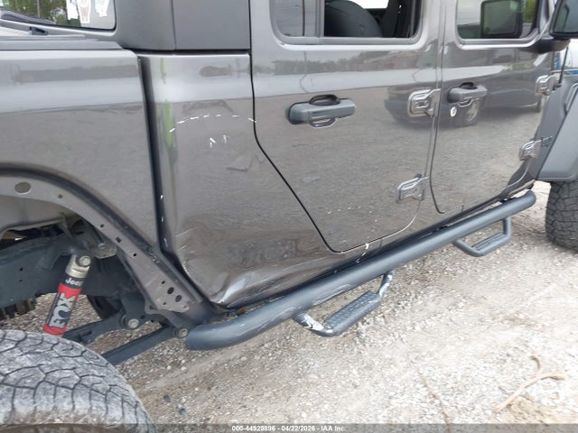1C6JJTAG9LL140234 Jeep Gladiator Sport S 4x4
