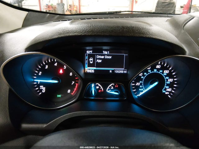 44929923 :رقم المزاد ، 1FMCU9GX3GUA88114 vin ، 2016 Ford Escape Se مزاد بيع