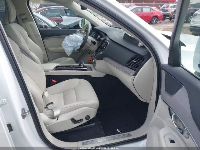 Продажа на аукционе авто 2025 Volvo Xc90 B6 Plus 6-seater, vin: YV4062JE7S1330720, номер лота: 44929929