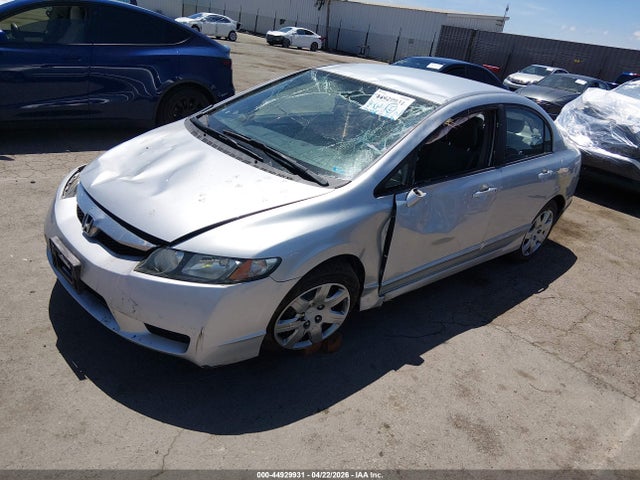 44929931 :رقم المزاد ، 2HGFA1F50BH512809 vin ، 2011 Honda Civic Lx مزاد بيع