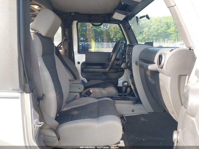 2007 Jeep Wrangler X მანქანა იყიდება აუქციონზე, vin: 1J4FA24157L110700, აუქციონის ნომერი: 44929949