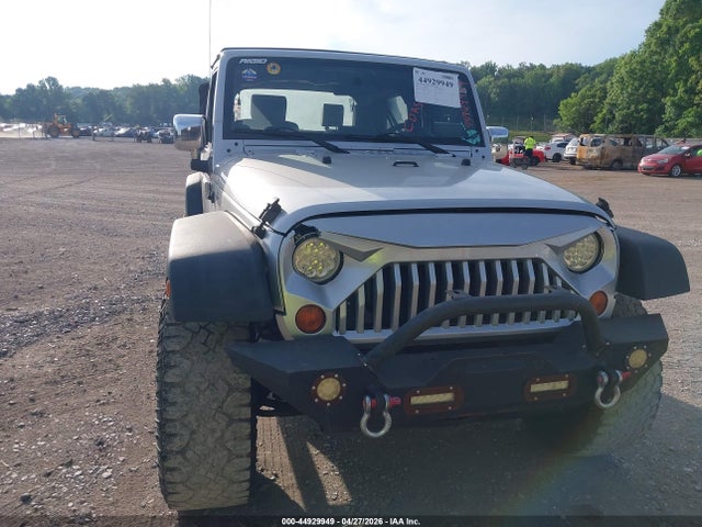 2007 Jeep Wrangler X მანქანა იყიდება აუქციონზე, vin: 1J4FA24157L110700, აუქციონის ნომერი: 44929949