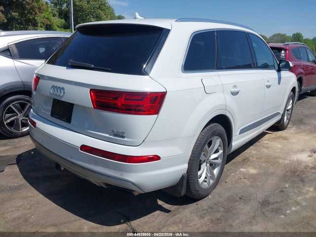 Продажа на аукционе авто 2017 Audi Q7 3.0t Premium, vin: WA1LAAF70HD036287, номер лота: 44929950