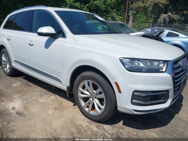 Продажа на аукционе авто 2017 Audi Q7 3.0t Premium, vin: WA1LAAF70HD036287, номер лота: 44929950