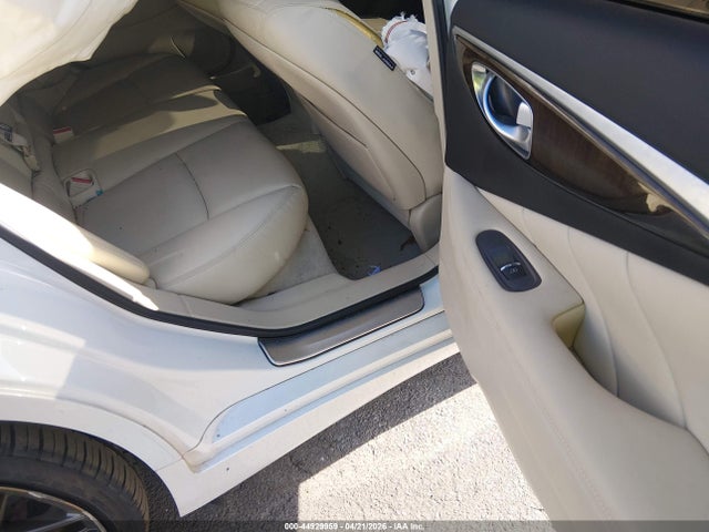 44929959 :رقم المزاد ، JN1EV7AR1KM552487 vin ، 2019 Infiniti Q50 3.0t Luxe مزاد بيع