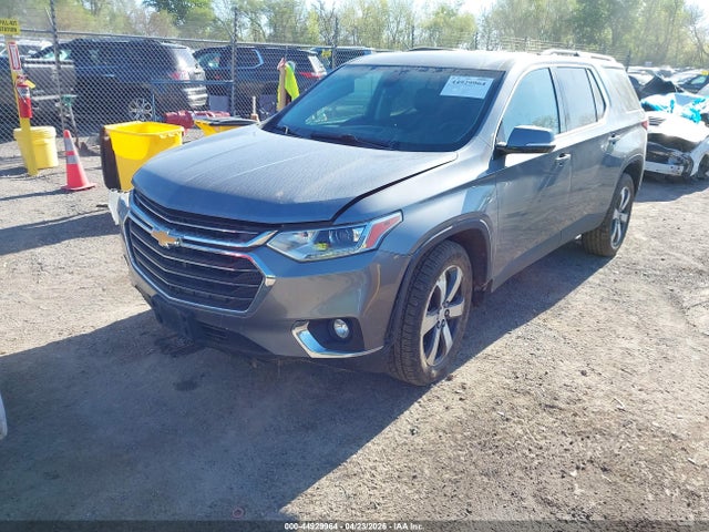 1GNEVHKW2JJ236482 Chevrolet Traverse 3lt