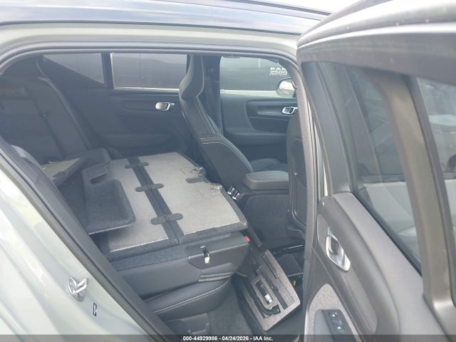 YV4ED3UL2P2956043 Volvo Xc40 Recharge Pure Electric Twin Plus