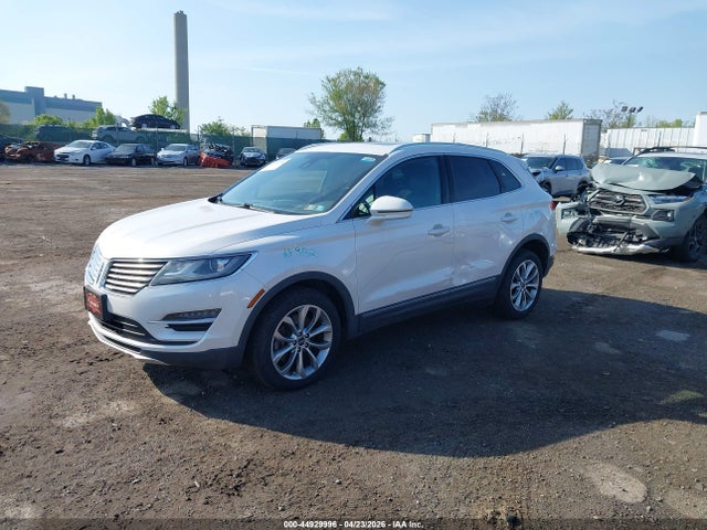 Lincoln MKC SELECT 2017 5LMCJ2D90HUL20253 Image 2