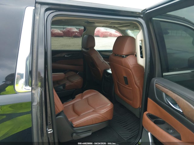 Продаж на аукціоні авто 2017 Cadillac Escalade Esv Premium Luxury, vin: 1GYS3JKJ3HR181639, номер лоту: 44929998