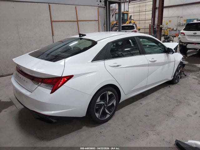 5NPLN4AG6NH055807 Hyundai ELANTRA SEL