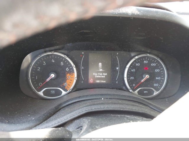 44930192 :رقم المزاد ، ZACCJBBT5FPC10867 vin ، 2015 Jeep Renegade Latitude مزاد بيع