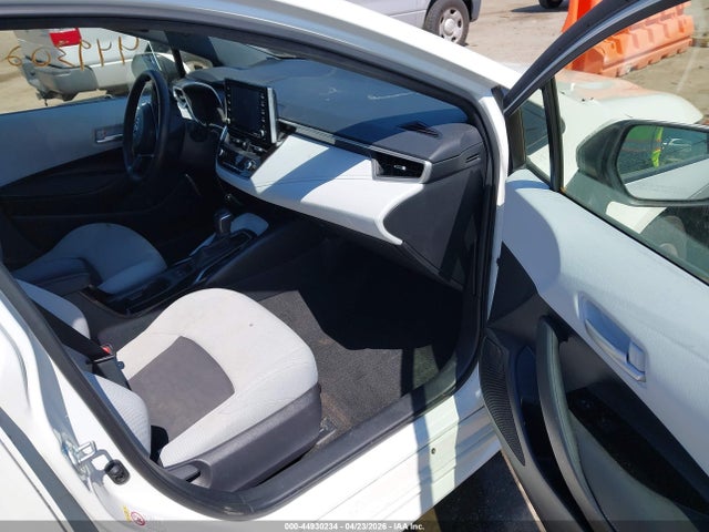 JTNK4RBE5K3049881 Toyota COROLLA SE