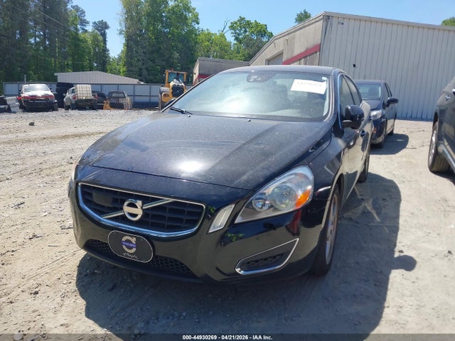 2013 Volvo S60 T5 მანქანა იყიდება აუქციონზე, vin: YV1612FS8D2233592, აუქციონის ნომერი: 44930269