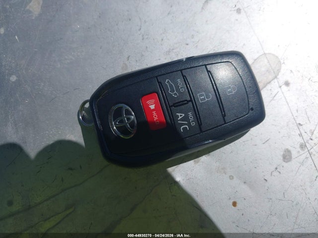 Toyota BZ4X XLE 2024 JTMAAAAA2RA033524 Image 11