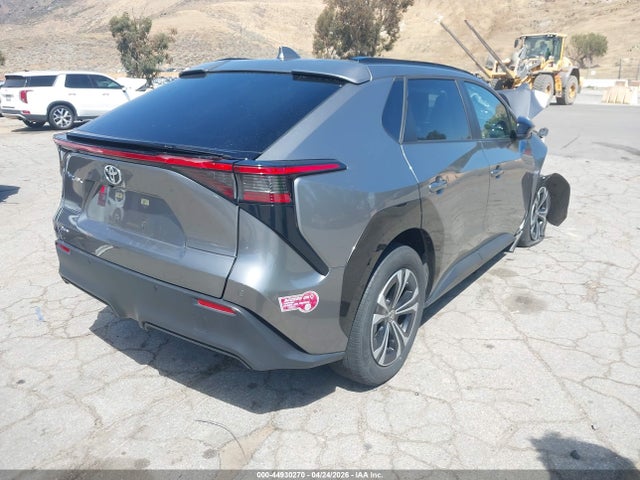 Toyota BZ4X XLE 2024 JTMAAAAA2RA033524 Image 4
