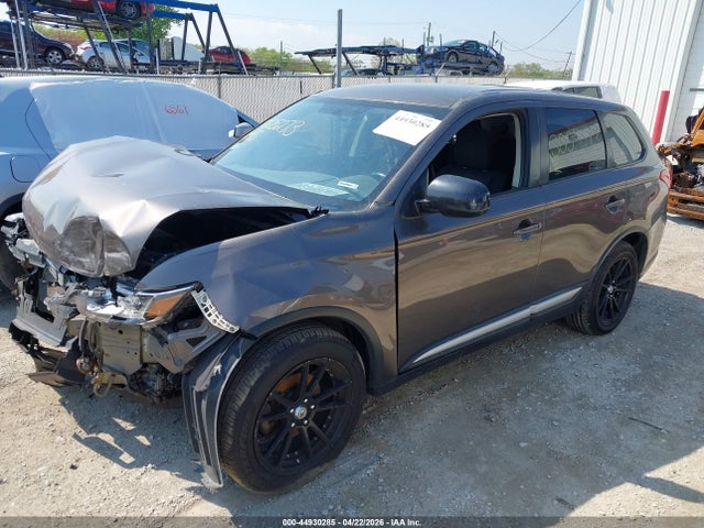 2017 Mitsubishi Outlander Es მანქანა იყიდება აუქციონზე, vin: JA4AD2A39HZ066352, აუქციონის ნომერი: 44930285