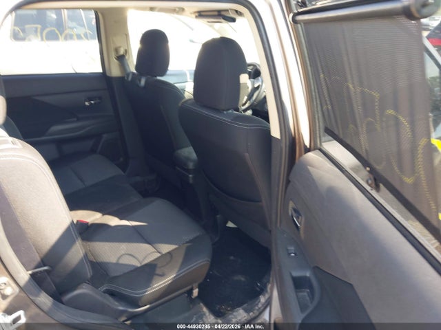 2017 Mitsubishi Outlander Es მანქანა იყიდება აუქციონზე, vin: JA4AD2A39HZ066352, აუქციონის ნომერი: 44930285