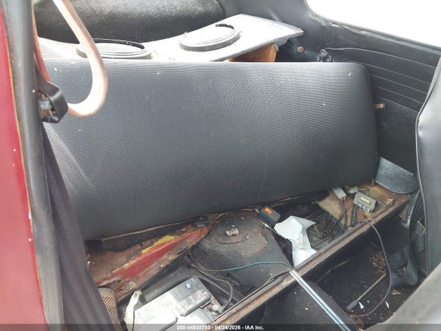 44930293 :رقم المزاد ، 1342506513 vin ، 1974 Volkswagen Beetle مزاد بيع