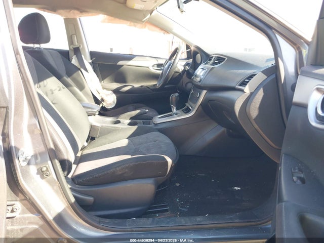 2015 Nissan Sentra Sv მანქანა იყიდება აუქციონზე, vin: 3N1AB7AP7FY213788, აუქციონის ნომერი: 44930294