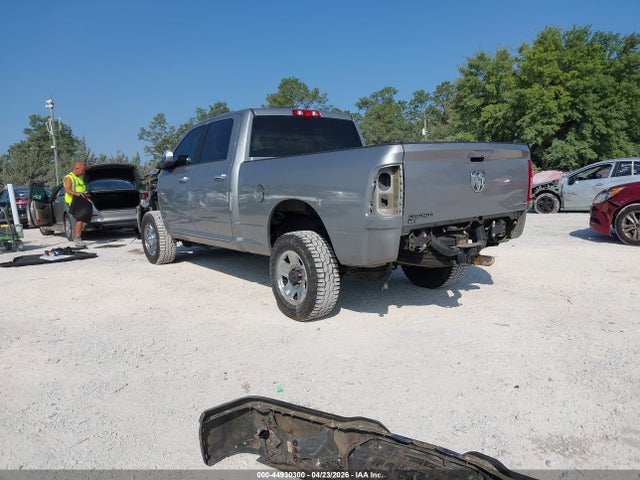 3C6UR5DLXMG674450 RAM 2500 Big Horn 4x4 6&#039;4 Box