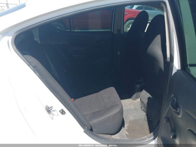 Nissan Versa 1.6 S 2014 3N1CN7AP7EL843841 Image 8