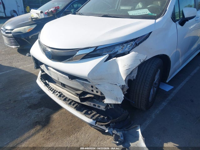 2022 Toyota Sienna Le მანქანა იყიდება აუქციონზე, vin: 5TDKRKEC6NS129202, აუქციონის ნომერი: 44930334