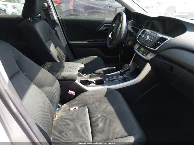 44930340 :رقم المزاد ، 1HGCR2F36FA044105 vin ، 2015 Honda Accord Lx مزاد بيع
