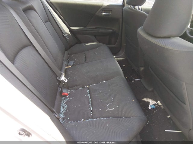 44930340 :رقم المزاد ، 1HGCR2F36FA044105 vin ، 2015 Honda Accord Lx مزاد بيع