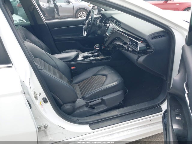 Продажа на аукционе авто 2019 Toyota Camry Se, vin: 4T1B11HK8KU170082, номер лота: 44930352