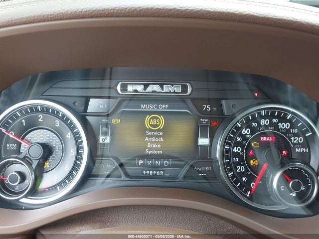 Продаж на аукціоні авто 2019 Ram 1500 Laramie  4x2 5'7 Box, vin: 1C6RREJT4KN548339, номер лоту: 44930371