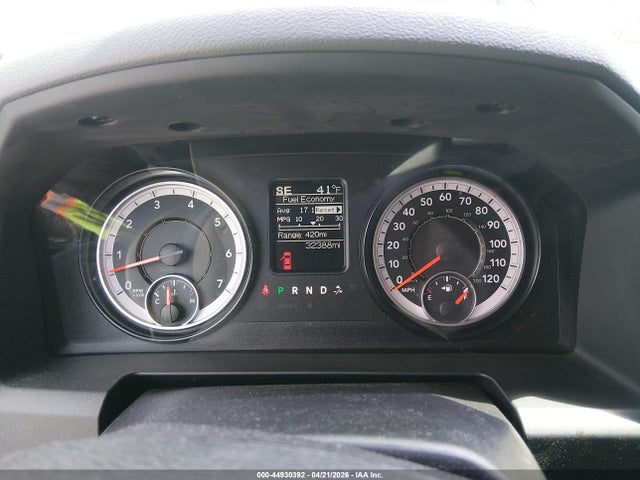 44930392 :رقم المزاد ، 1C6RR7KT4GS377210 vin ، 2016 Ram 1500 Tradesman مزاد بيع