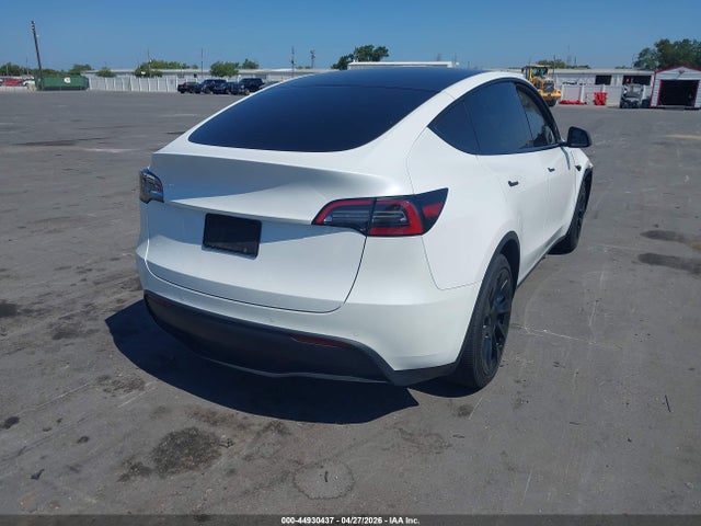 Продаж на аукціоні авто 2021 Tesla Model Y Standard Range Rear-wheel Drive, vin: 5YJYGDED2MF174998, номер лоту: 44930437