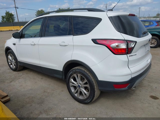 Продаж на аукціоні авто 2018 Ford Escape Se, vin: 1FMCU0GD3JUB28796, номер лоту: 44930451