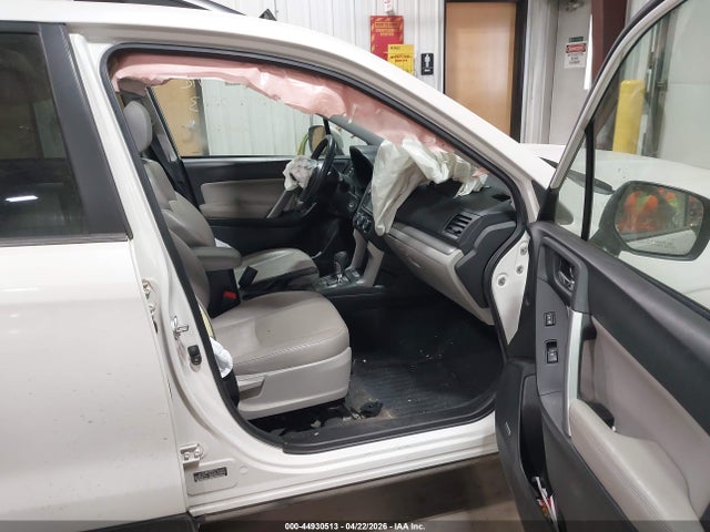 44930513 :رقم المزاد ، JF2SJAMC8EH556292 vin ، 2014 Subaru Forester 2.5i Touring مزاد بيع