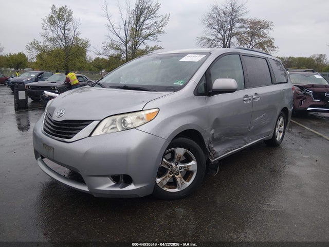 Продаж на аукціоні авто 2011 Toyota Sienna Le V6, vin: 5TDKK3DC7BS103814, номер лоту: 44930549