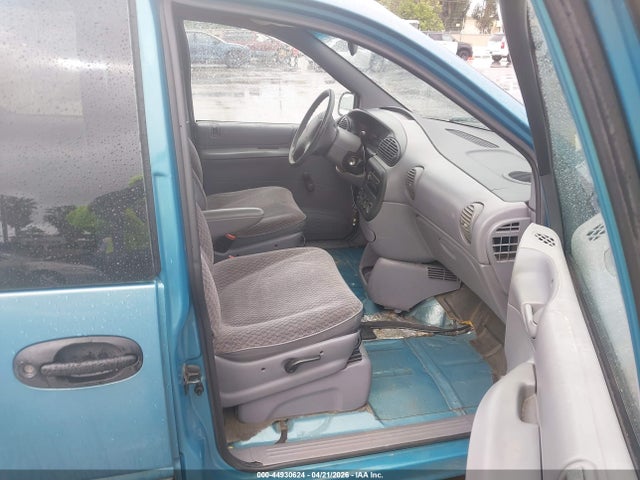 44930624 :رقم المزاد ، 2B4FP25B5WR705934 vin ، 1998 Dodge Caravan مزاد بيع