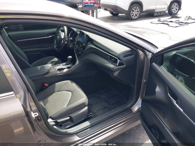 44930637 :رقم المزاد ، 4T1C11AK9RU856317 vin ، 2024 Toyota Camry Le مزاد بيع