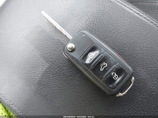 44930639 :رقم المزاد ، 1VWBH7A34CC052380 vin ، 2012 Volkswagen Passat 2.5l Se مزاد بيع